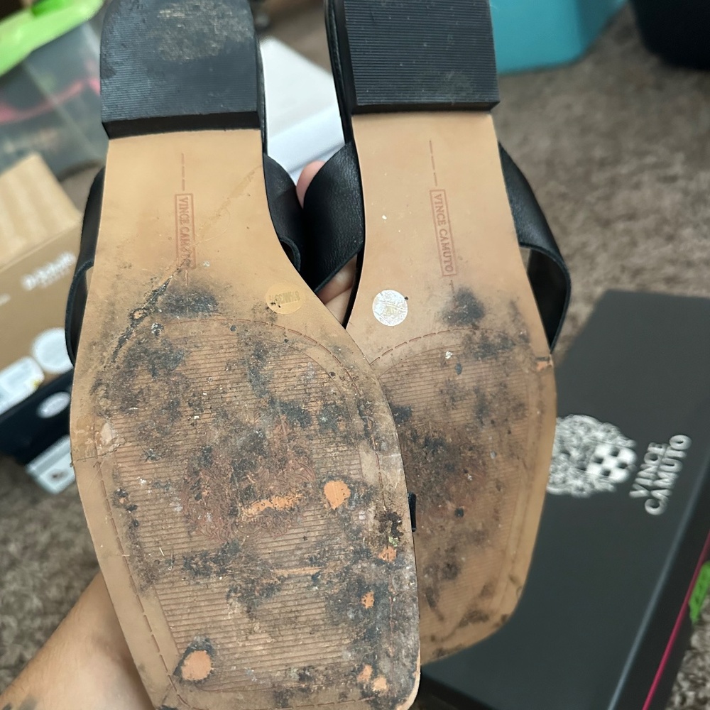 Vince Camuto Sandals - Picture 3 of 3